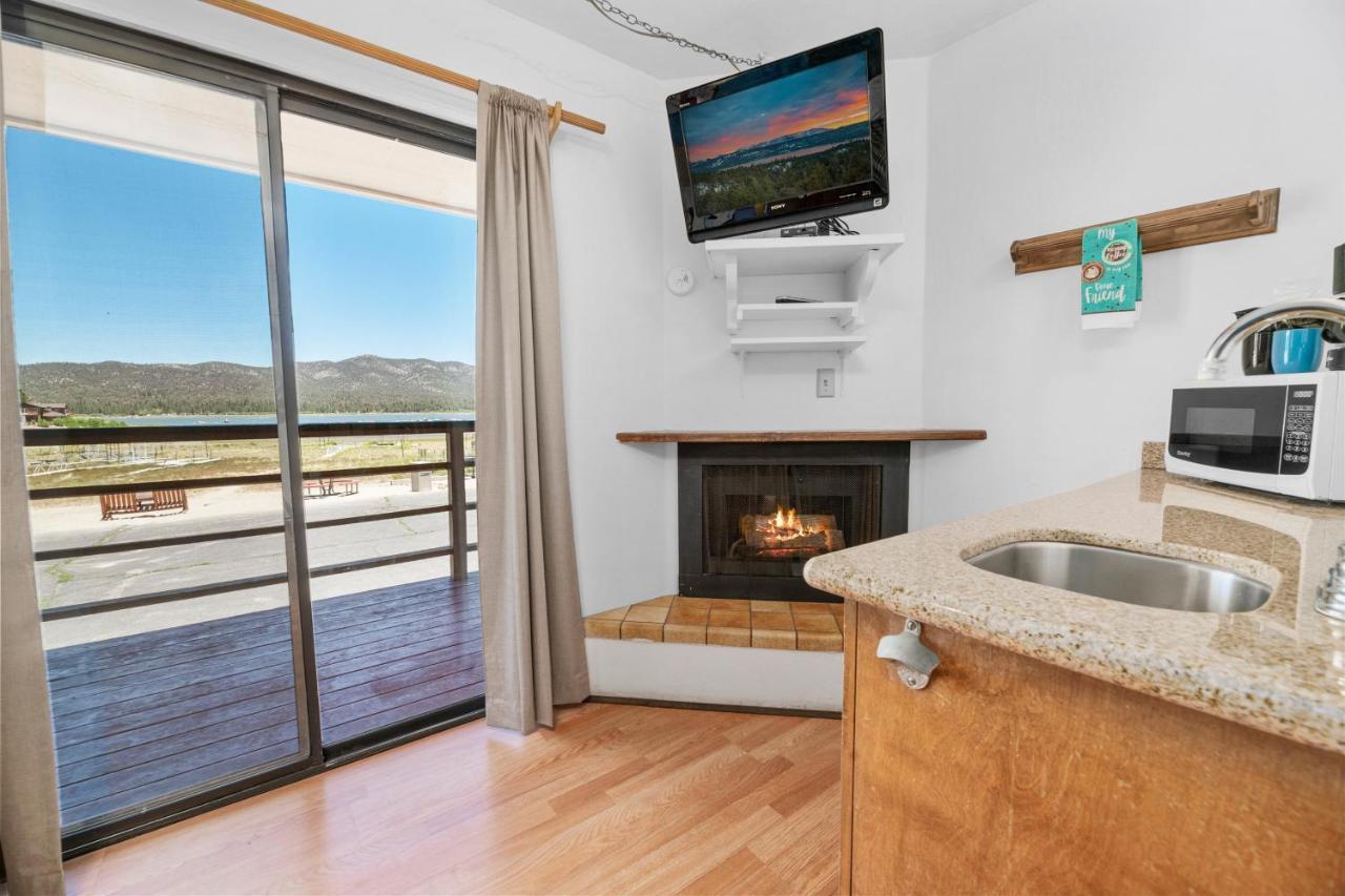 Big Bear Lake Front Lodge Ngoại thất bức ảnh